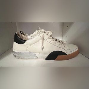 Dolce Vita sneakers